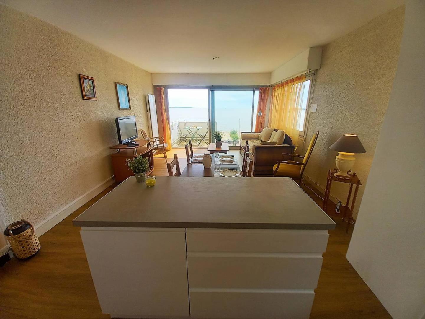 Royan - Vue Mer Pour Cet Appartement Face A La Plage - Grande Conche 外观 照片